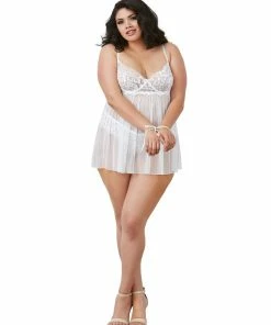 Dreamgirl International Plus Size Babydoll With Removable Pearl Neckline